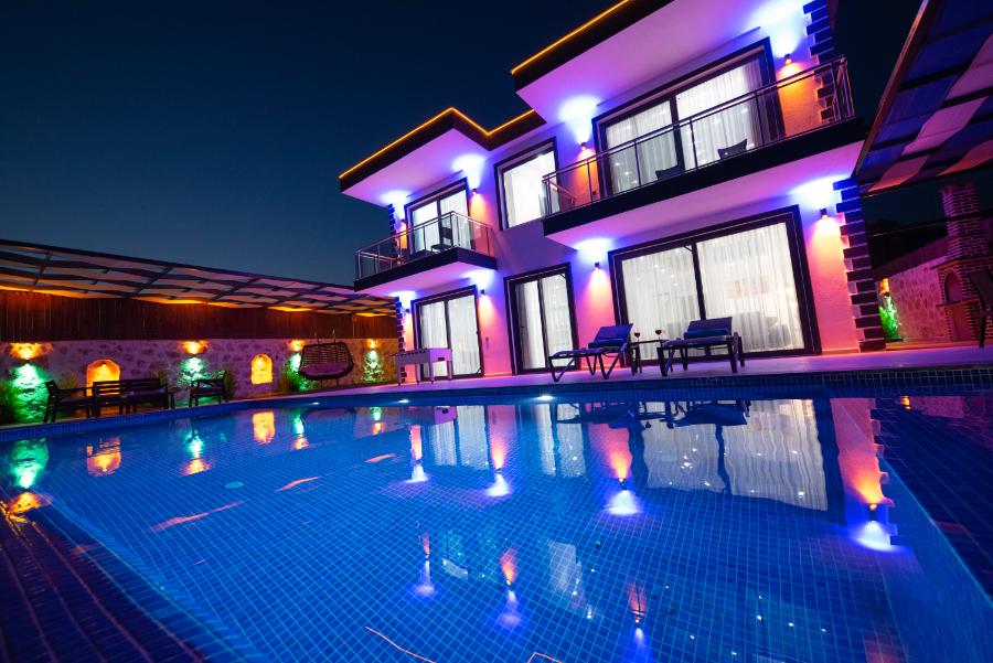 Kalkan Çavdırda 2+1 Özel Yüzme Havuzlu Kiralık Lüks Villa DRM-1739