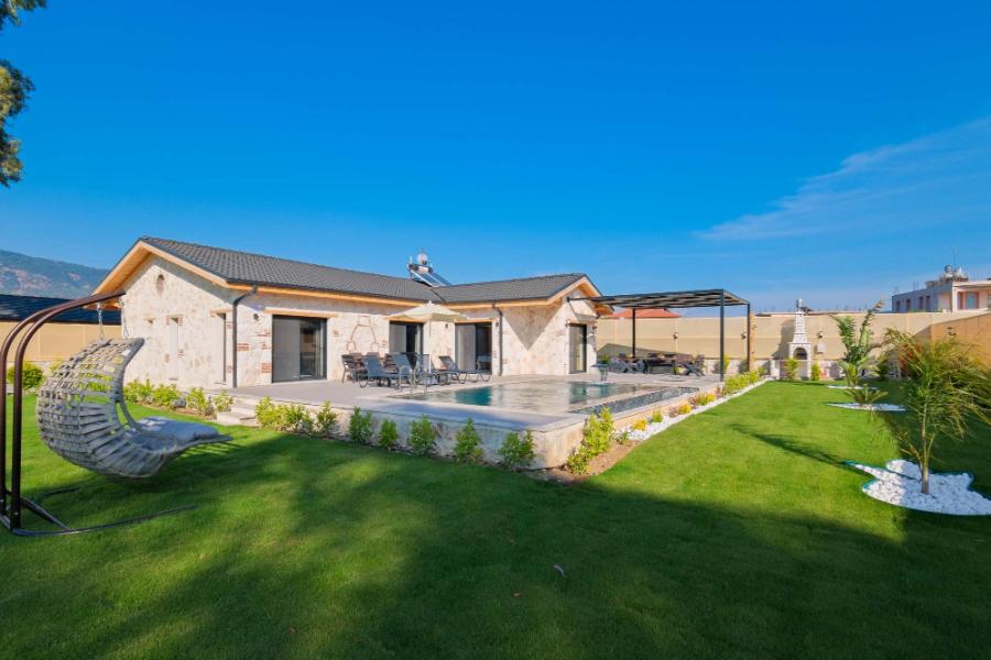 Fethiye Karaçulha'da 3+1 Özel Havuzlu Denize Yakın Kiralık Villa DRM-1810