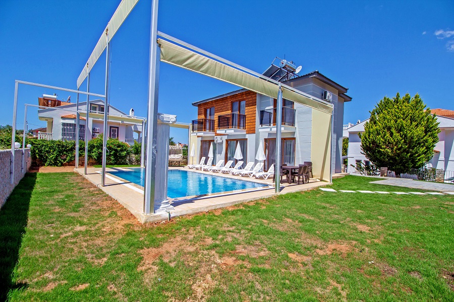 Ovacıkda 4+1 Özel Havuzlu Doğa Manzaralı Lüks Kiralık Villa DRM-2104