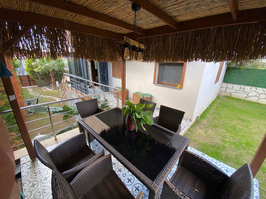 İzmir Çeşmede 5+1 Özel Havuzlu Müstakil Kiralık Lüks Villa DRM-2251