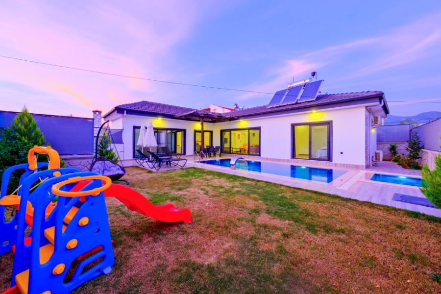 Fethiye Çamköyde 2+1 Özel Havuzlu Denize Yakın Kiralık Lüks Villa DRM-1806