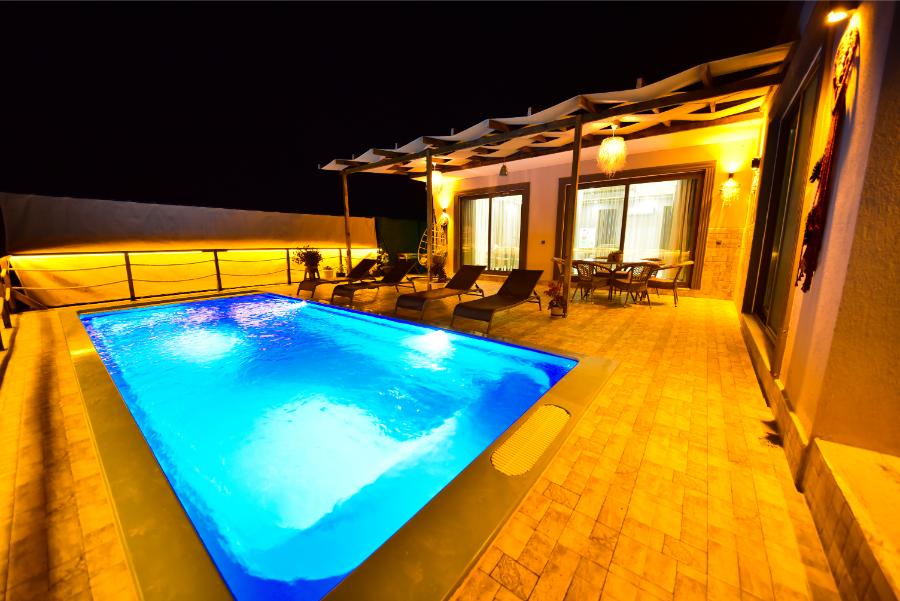 Gürses Demrede 2+1 Özel Havuzlu Deniz Manzaralı Kiralık Lüks Villa DRM-1839