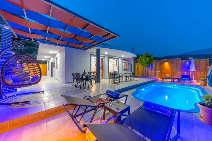 Kalkan Yeşilköyde 2+1 Özel Havuzlu Doğa Manzaralı Kiralık Lüks Villa DRM-1804