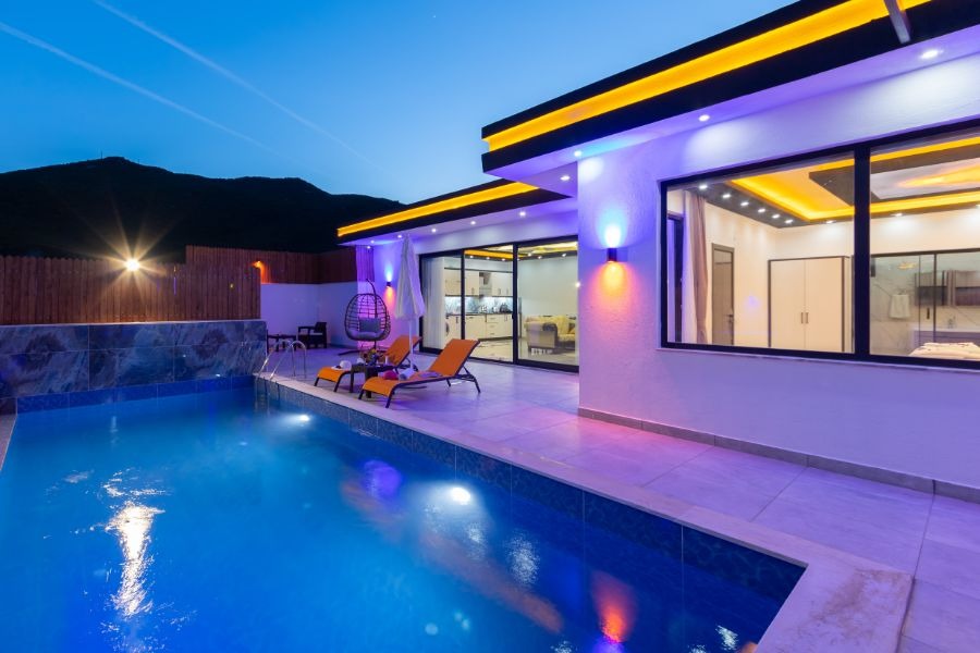 Kalkan Sarıbelende 1+1 Özel Havuzlu Doğa Manzaralı Kiralık Lüks Villa DRM-1735