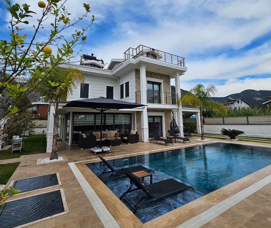 Muğla Göcekde 3+1 Özel Havuzlu Denize Yakın Kiralık Lüks Villa DRM-2164