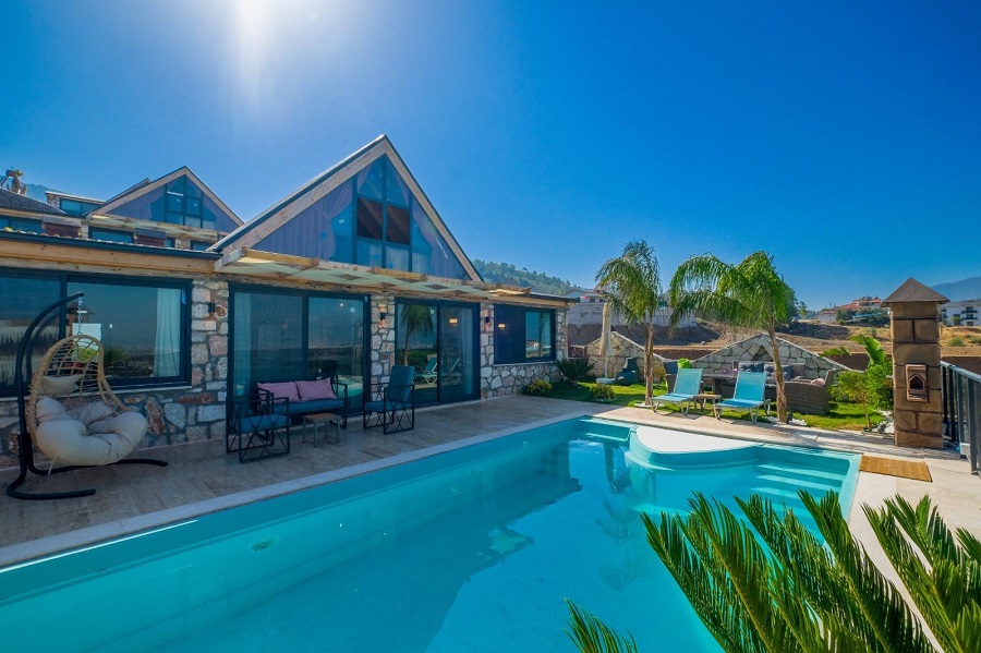 Fethiye Merkez'de 3+1 Özel Havuzlu Denize Yakın Kiralık Villa DRM-1900