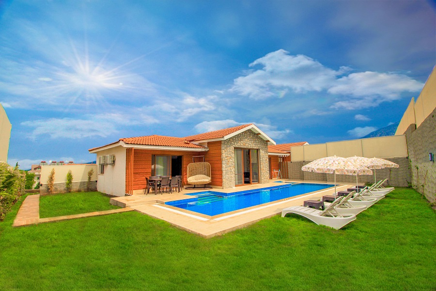 Ovacıkda 3+1 Özel Havuzlu Doğa Manzaralı Lüks Kiralık Villa DRM-2083