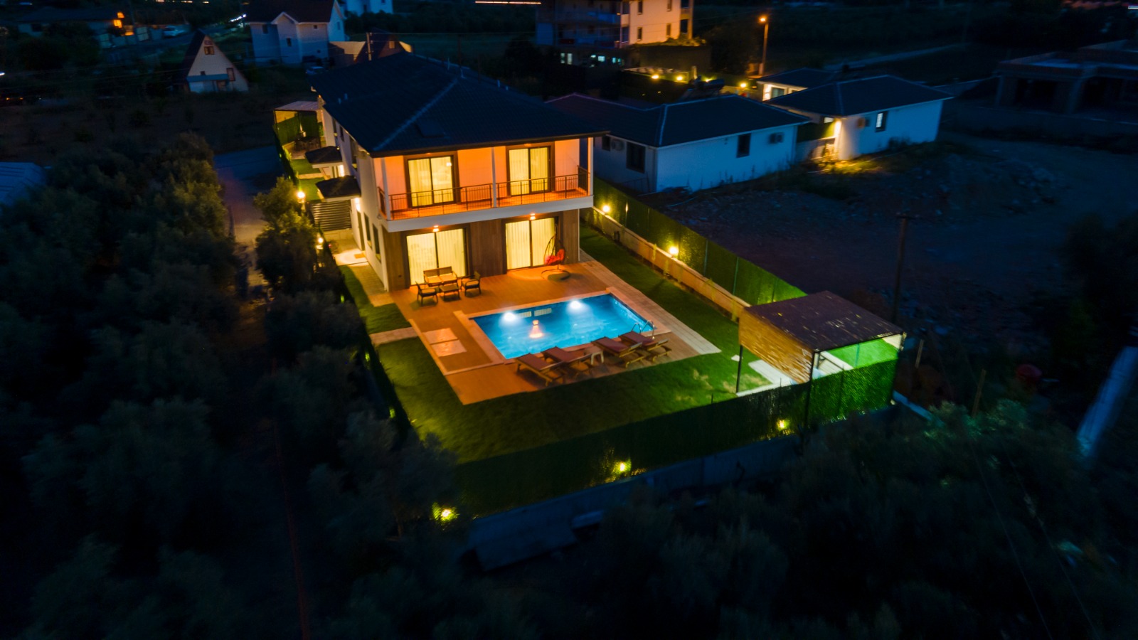 Fethiye Çamköy'de 2+1 Özel Havuzlu Denize Yakın Kiralık Villa DRM-1693