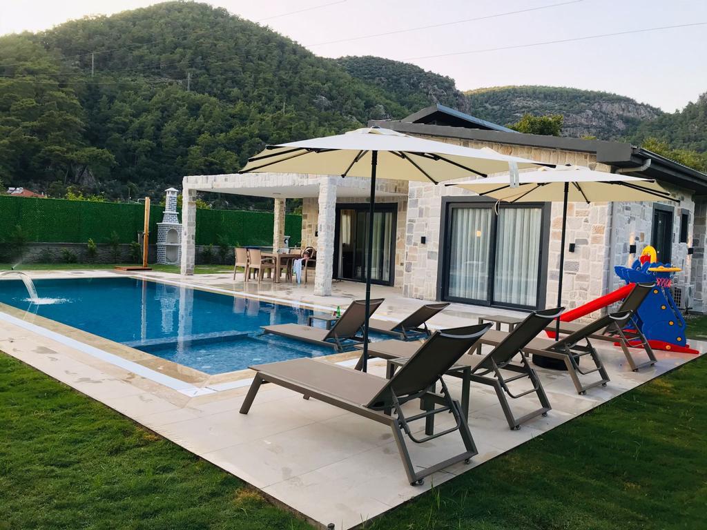 Göcek İnlicede 3+1 Özel Havuzlu Denize Yakın Kiralık Lüks Villa DRM-1778