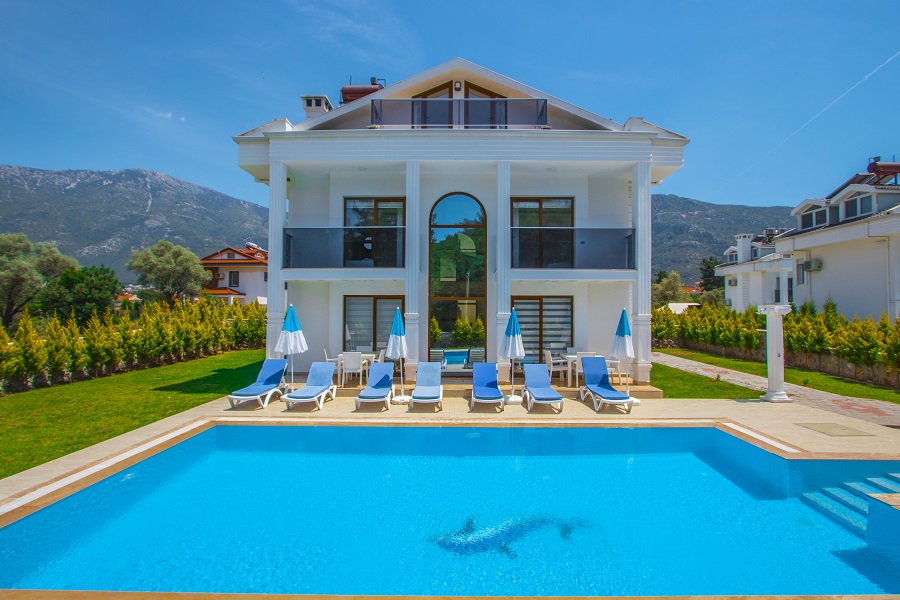 Hisarönünde 4+1 Özel Havuzlu Doğa Manzaralı Lüks Kiralık Villa DRM-2108