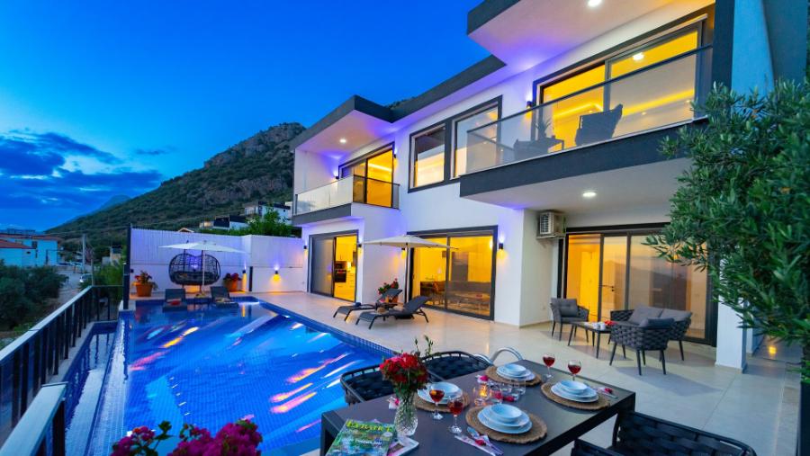 Antalya Kalkan’da Doğa ve Deniz Manzaralı 2+1 Lüks Villa DRM-2238