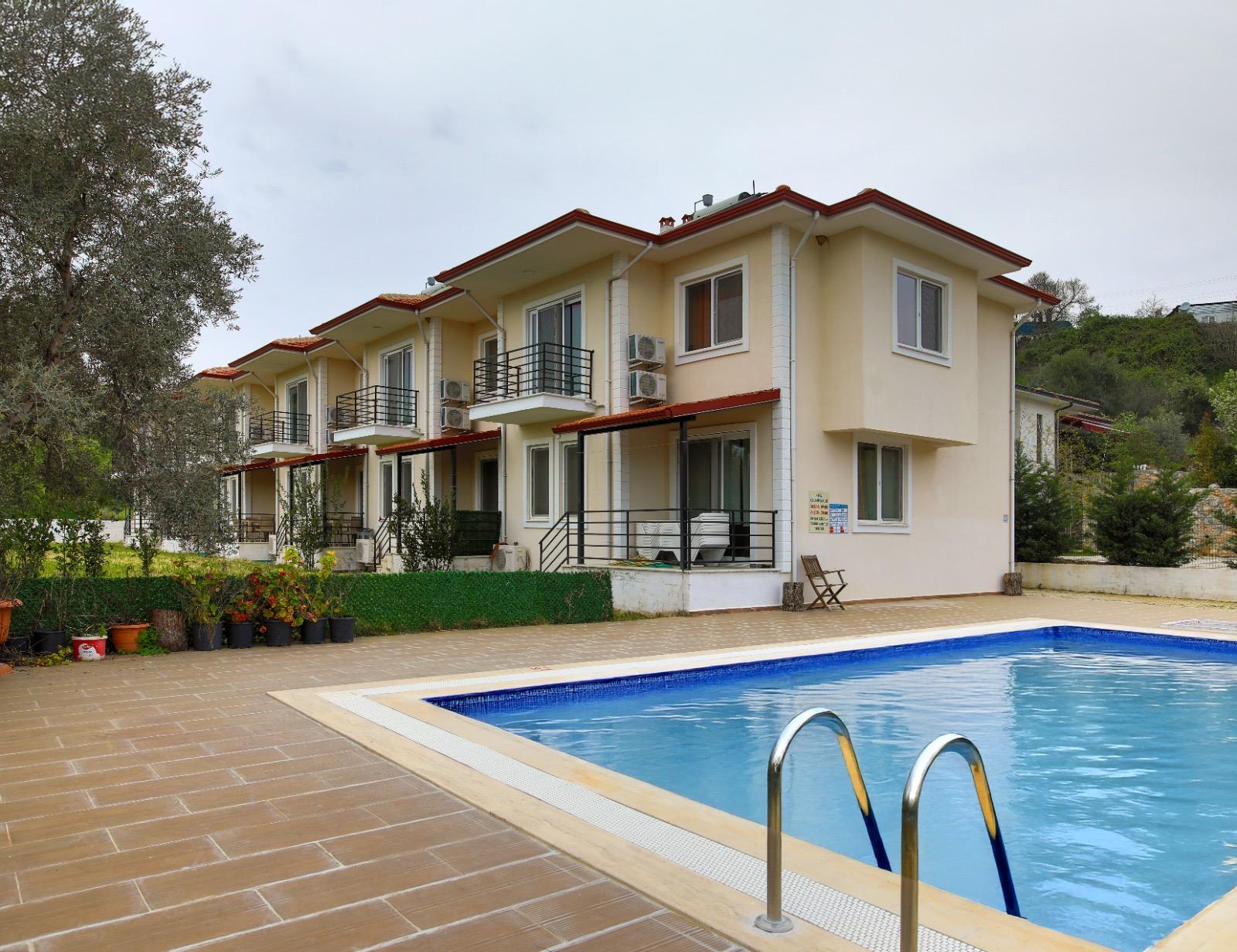 Akyaka Ataköyde 3+1 Ortak Havuzlu Doğa Manzaralı Kiralık Lüks Villa DRM-2211