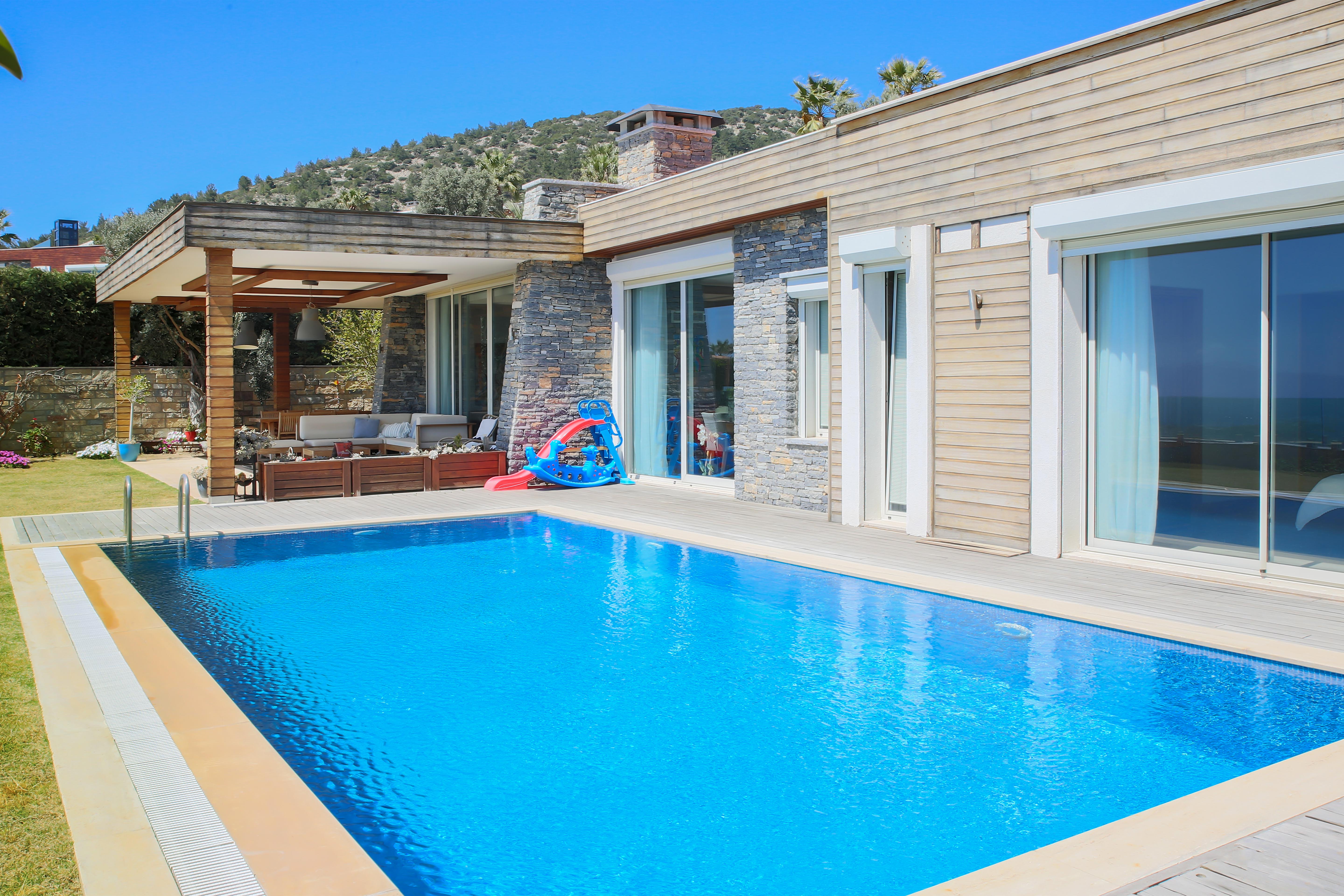 Bodrum Konacık’ta Özel Havuzlu Deniz Manzaralı Villa BD-471