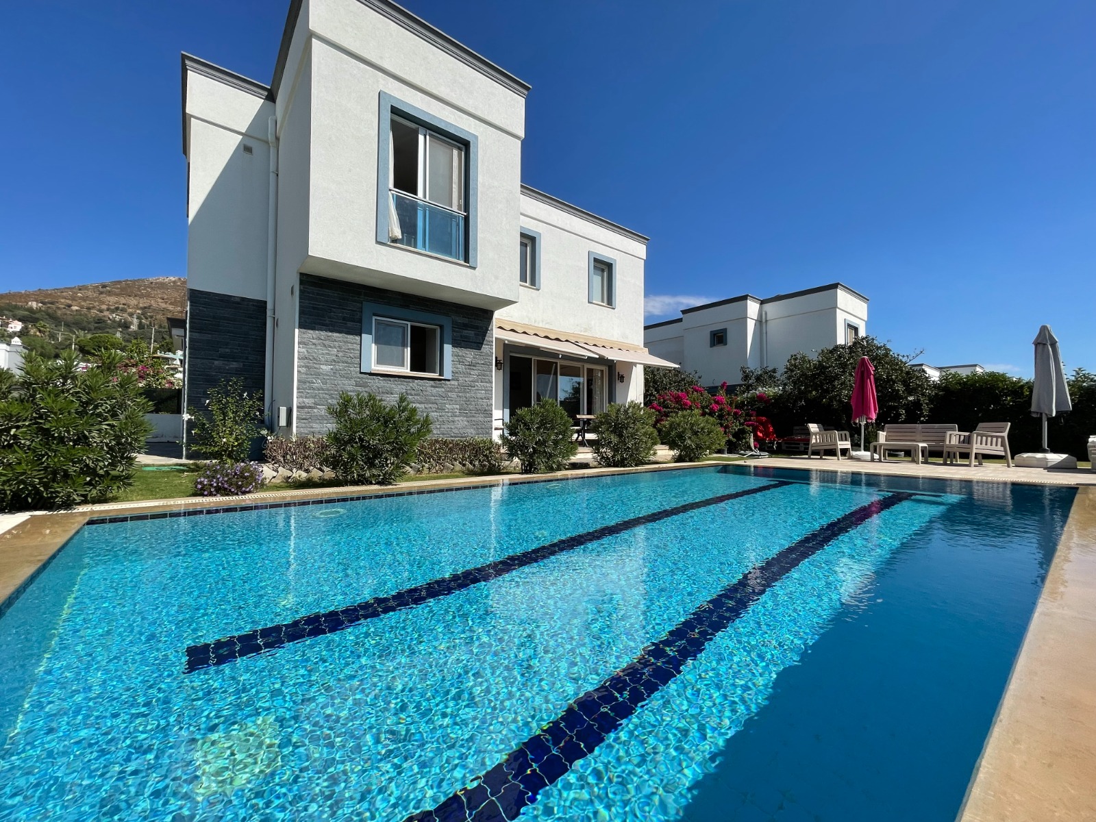 Turgutreis Kadıkalesin'de Özel Havuzlu 3+1 Dubleks Villa NR-748