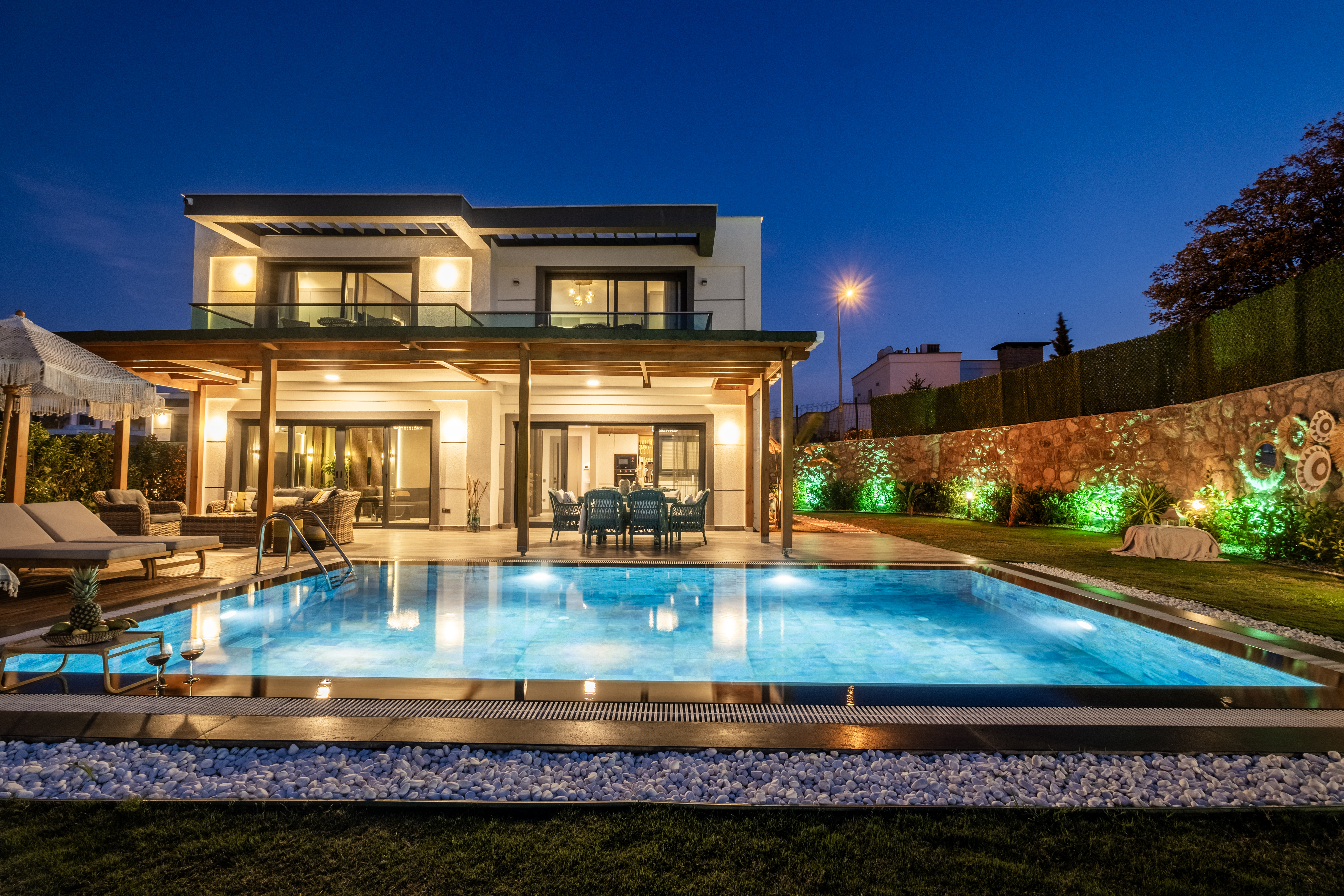 Yalıkavak Tilkicik'te Mükemmel Deniz Manzaralı 4 Yatak Odalı Villa EVT-1948